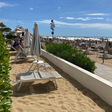 Le Terrazze Vista Mare Apartment Lido di Jesolo Exterior photo
